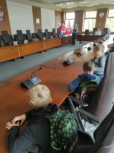 Zerówka 0″a” z wizytą w legionowskim Ratuszu